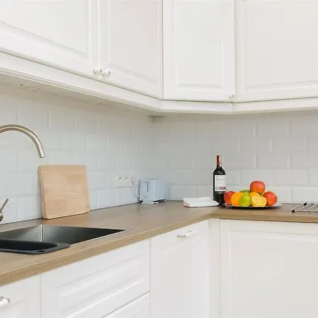 Apartment Shortstaypoland Walecznych B16