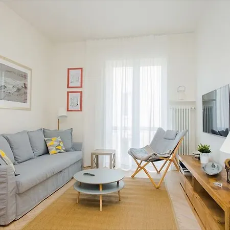 Apartment Shortstaypoland Walecznych B16 *