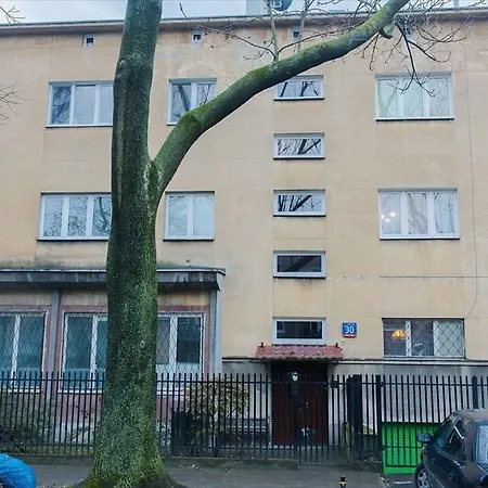 Shortstaypoland Walecznych B16 * Warsaw